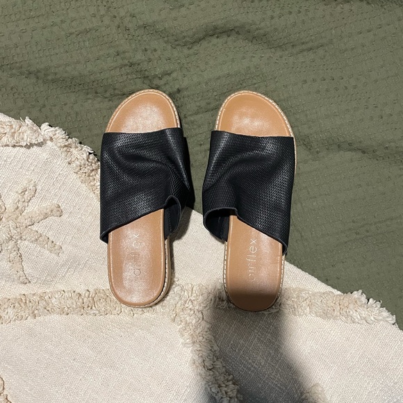 platform slides betts